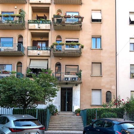 Dream Suites Milano Dateo Exterior photo